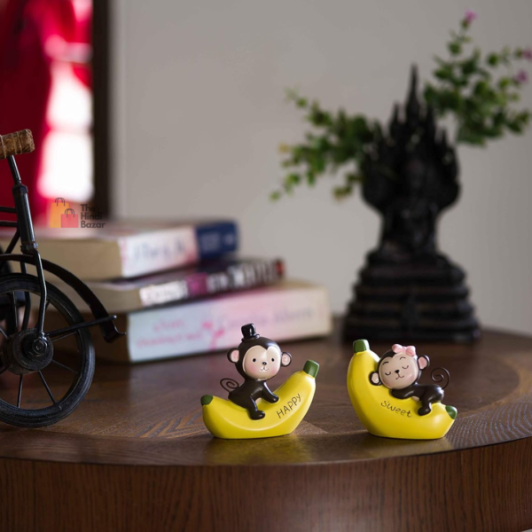 Car Dashboard Toys Car Interior Decoration Idols Ornaments with Anti Slip pad Resin (Banana Monkey) - Image 9