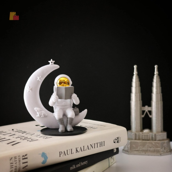Astronaut Figurine Showpiece for Home Décor Idols for Office Desk Table Astronaut Toy for Car Dashboard, Statue for Gift Gifting Items Birthday Decoration (Reading on Moon - Golden), Space - Image 7