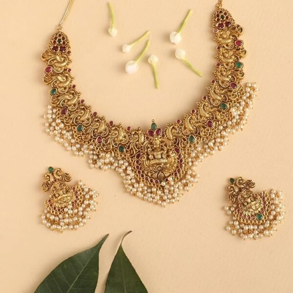 Fancy Pearl Choker Traditional Jewellery Set for Women